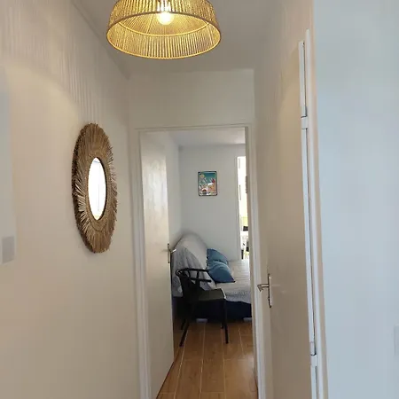 Avec Loggia En Front De Et Superbe Vue