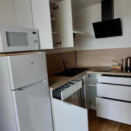 Avec Loggia En Front De Et Superbe Vue *